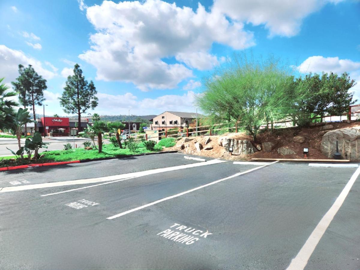 Ramada By Wyndham San Diego Poway Miramar Exterior photo